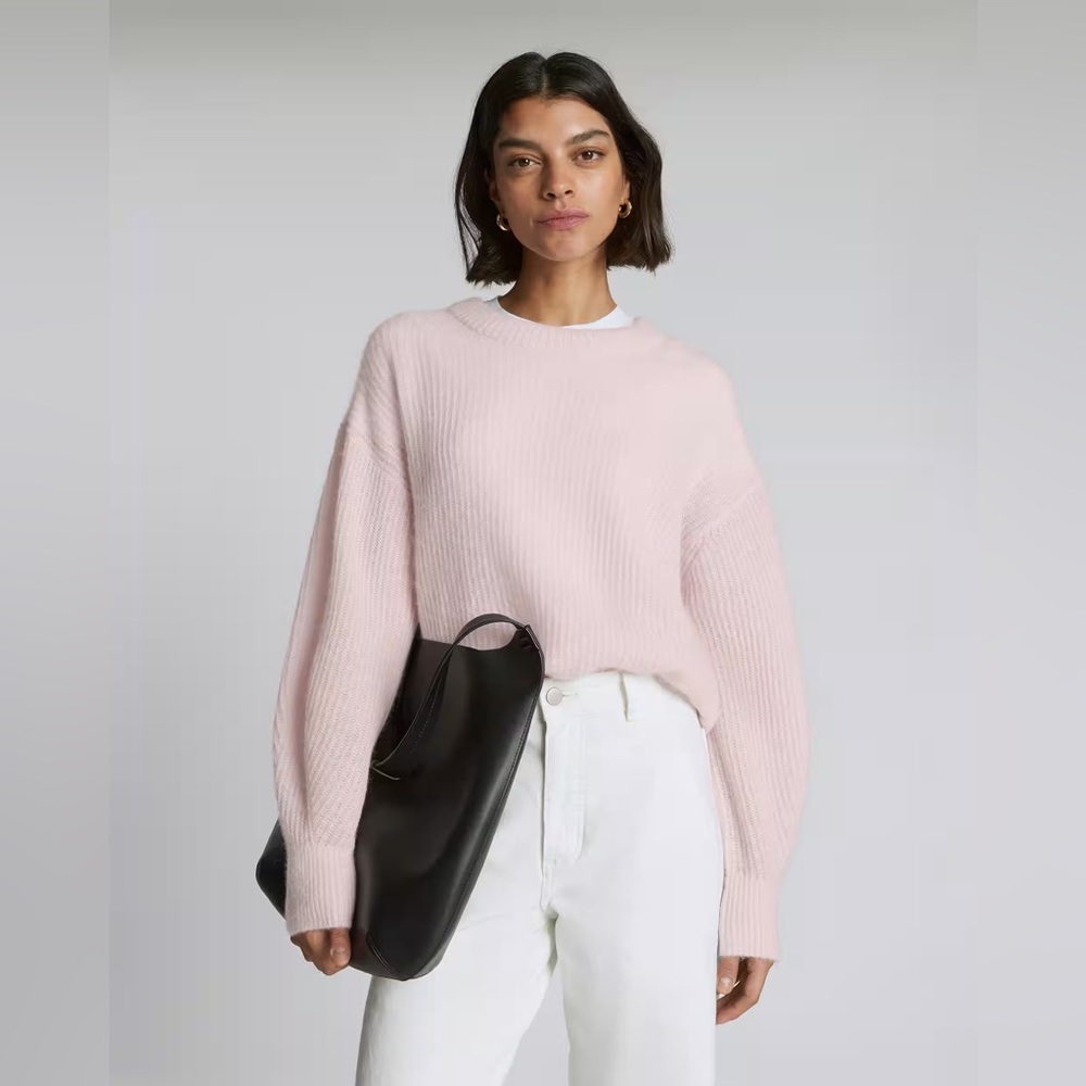 Everlane The Alpaca Crew Sweater in Light Pink - Size XS